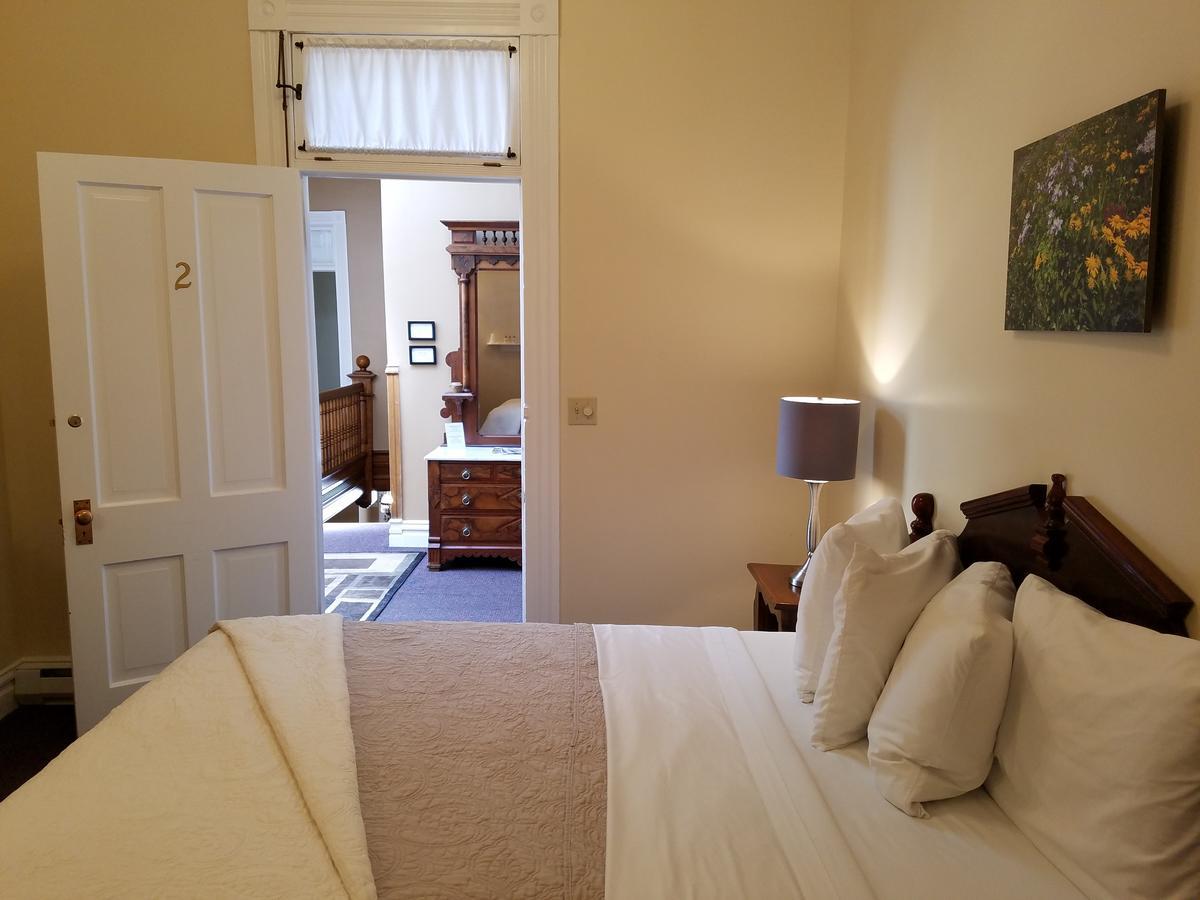 Hotel - For 12 Years Old And Over (adults Only) 3*