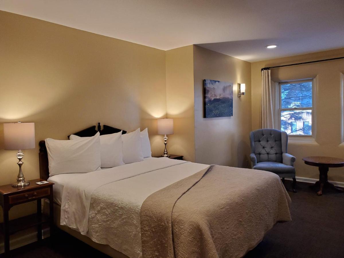 Hotel - For 12 Years Old And Over (adults Only) 3*