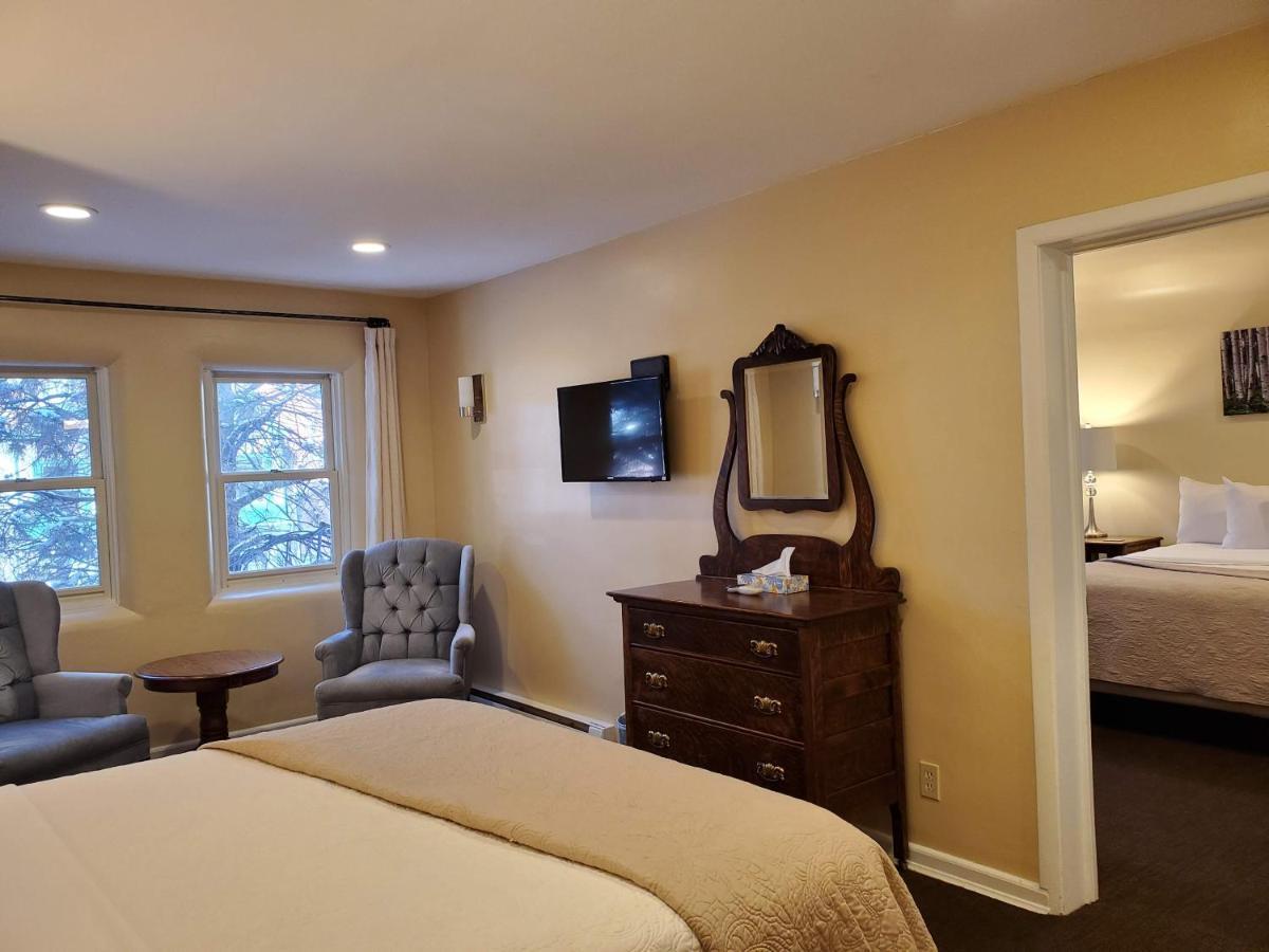- For 12 Years Old And Over (adults Only) Hotel Ouray
